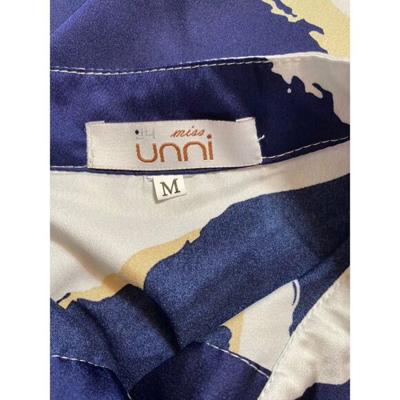 Miss Unni silky button up dress - Picture 2 of 7